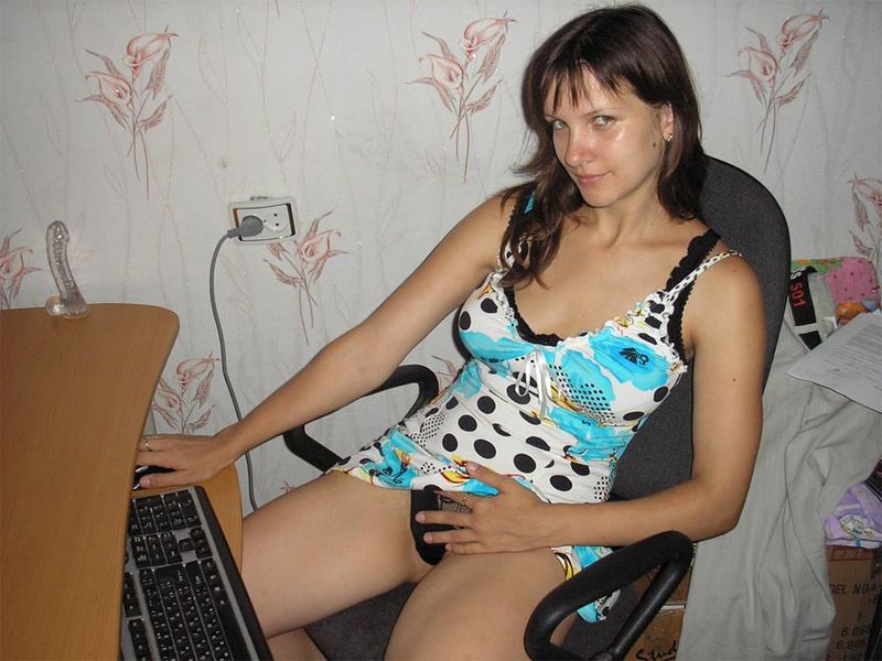 Мама трахает вагину искуственным членом сидя в кресле @ gang.truba-rf.ru